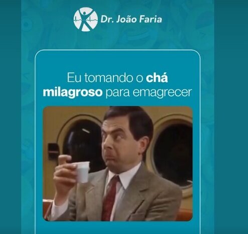 Eu tomando chá milagroso para emagrecer