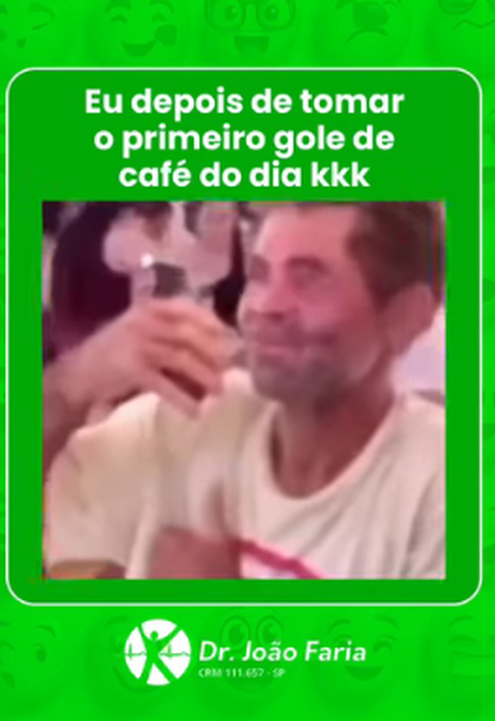 Eu depois de tomar o primeiro gole de café do dia kkk