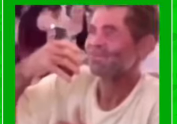 Eu depois de tomar o primeiro gole de café do dia kkk